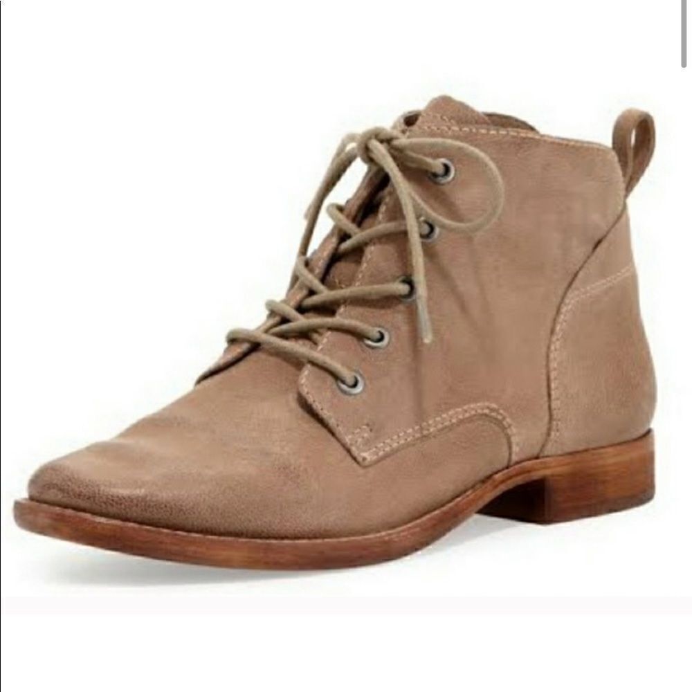 𝅺sam Edelman brown lace up ankle booties Size 6.5